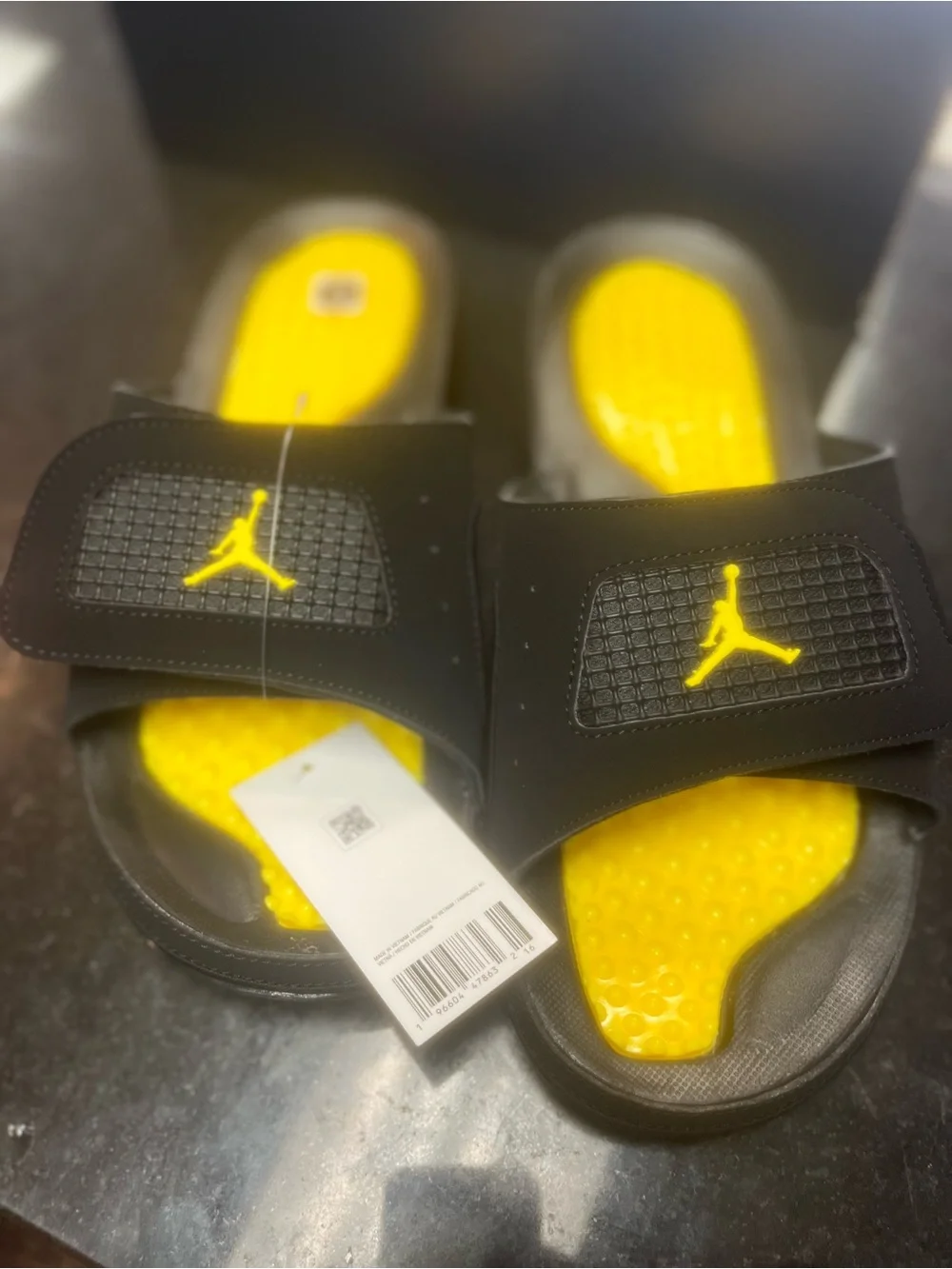 Sz 10 Jordan Retro 4 Hydro